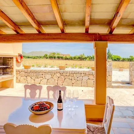 Sleeps 6 With Air Con And Wifi * Pollença